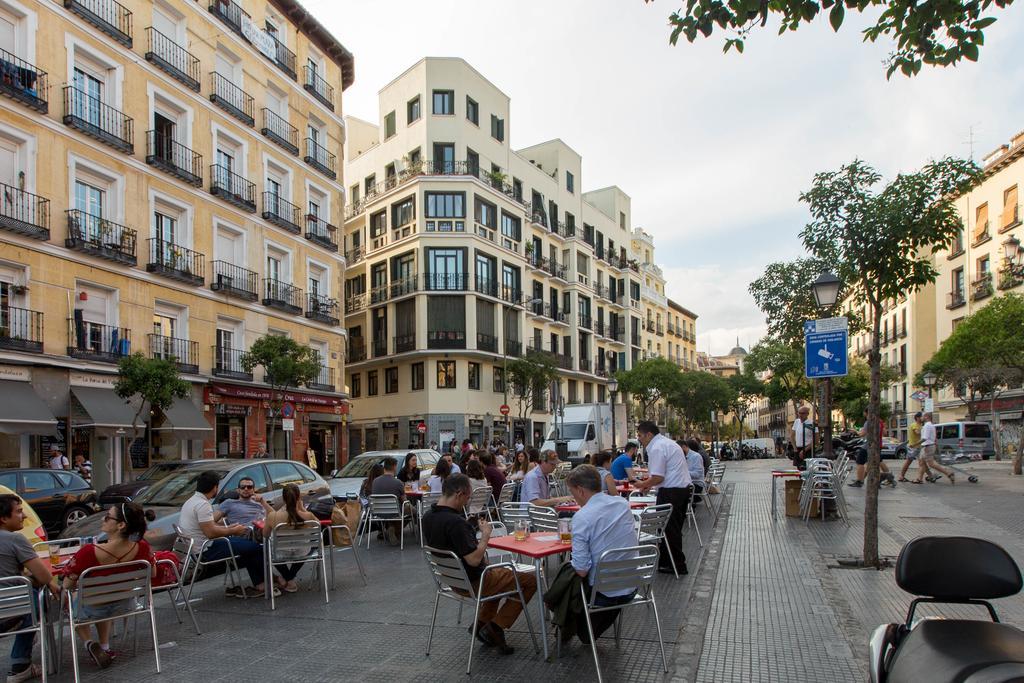 Ferienwohnung Bookinmadrid Com - Cascorro Sq 18 Pax Exterior foto