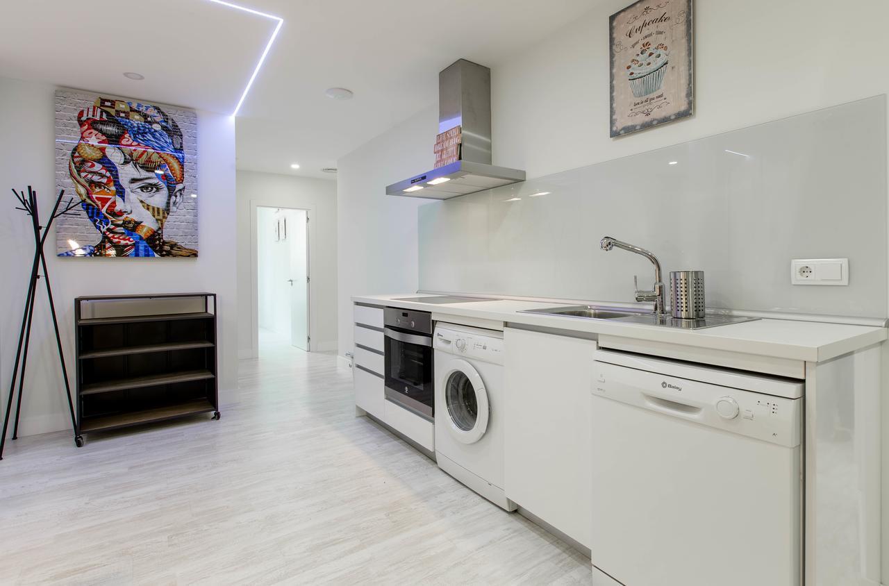 Ferienwohnung Bookinmadrid Com - Cascorro Sq 18 Pax Exterior foto
