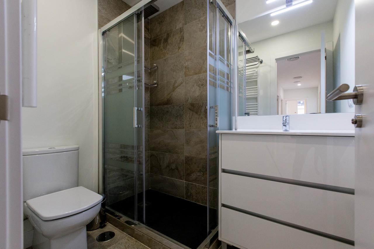 Ferienwohnung Bookinmadrid Com - Cascorro Sq 18 Pax Exterior foto