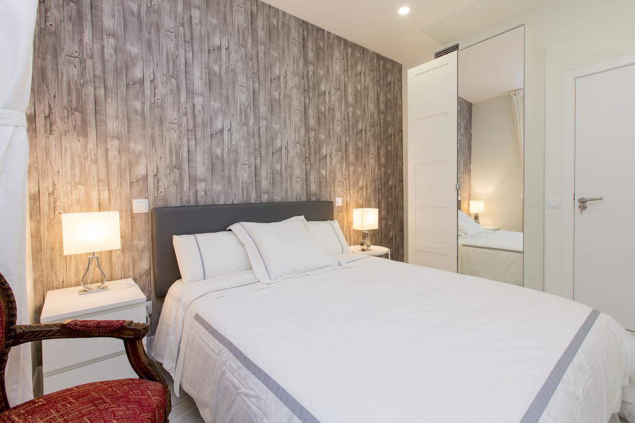 Ferienwohnung Bookinmadrid Com - Cascorro Sq 18 Pax Exterior foto