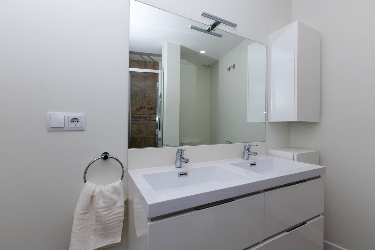 Ferienwohnung Bookinmadrid Com - Cascorro Sq 18 Pax Exterior foto